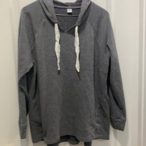 Women’s Old Navy Sweatshirt with hood